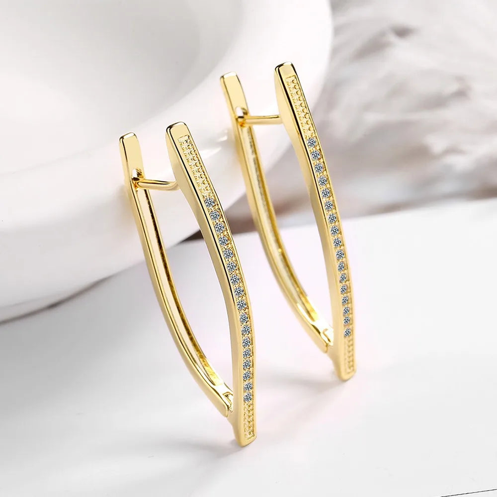 Daegu 18k gold and Diamond earrings