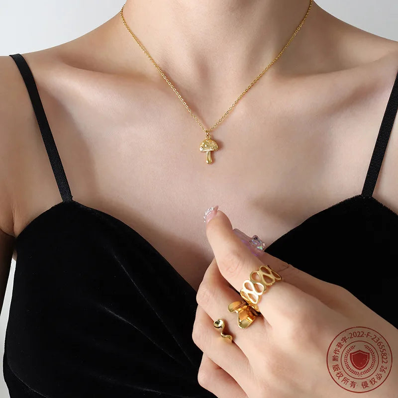 Yamagata Small Mushroom Pendant Necklace